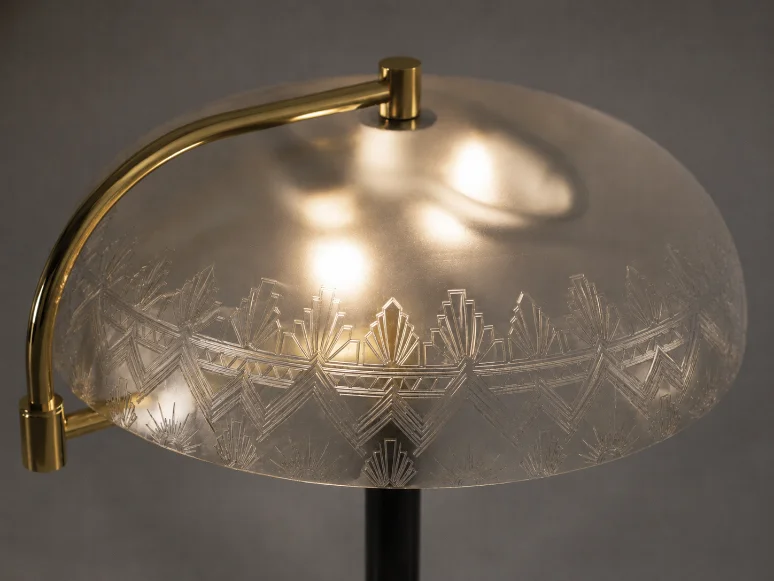 Art Deco Lamp, photorealistic presentation view
